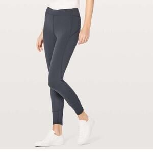 Lululemon In Movement 7/8 Tight Everlux 25” size 2 in Blue Tied